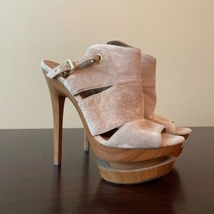 NEW Jessica Simpson Statement Mules Heels Sz 7